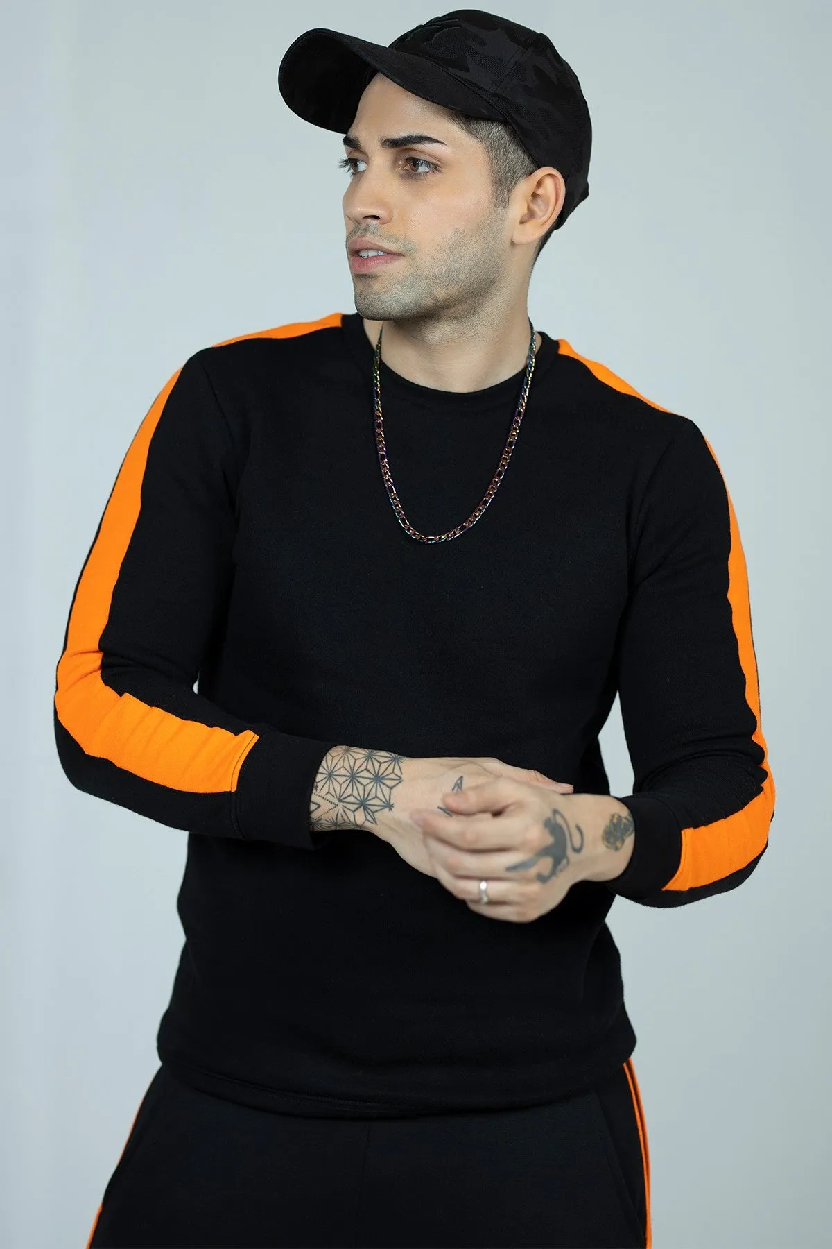 Cut and Sew Black Sweatshirt - W21 - MSW013R