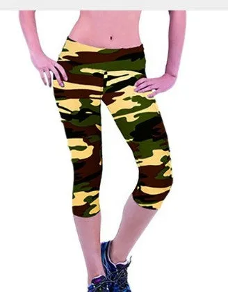 Printed Stretchable Cropped Pants