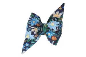 Winter Poinsettia Dog Belle Bow